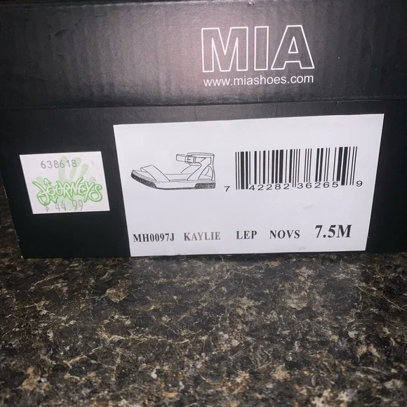 MIA Cheetah print sandals - Picture 5 of 5